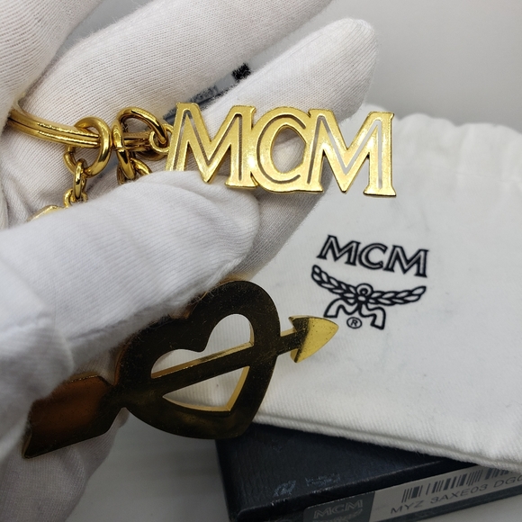 Sold❗Auth MCM bag charm with dustbag, box & card - Picture 6 of 8